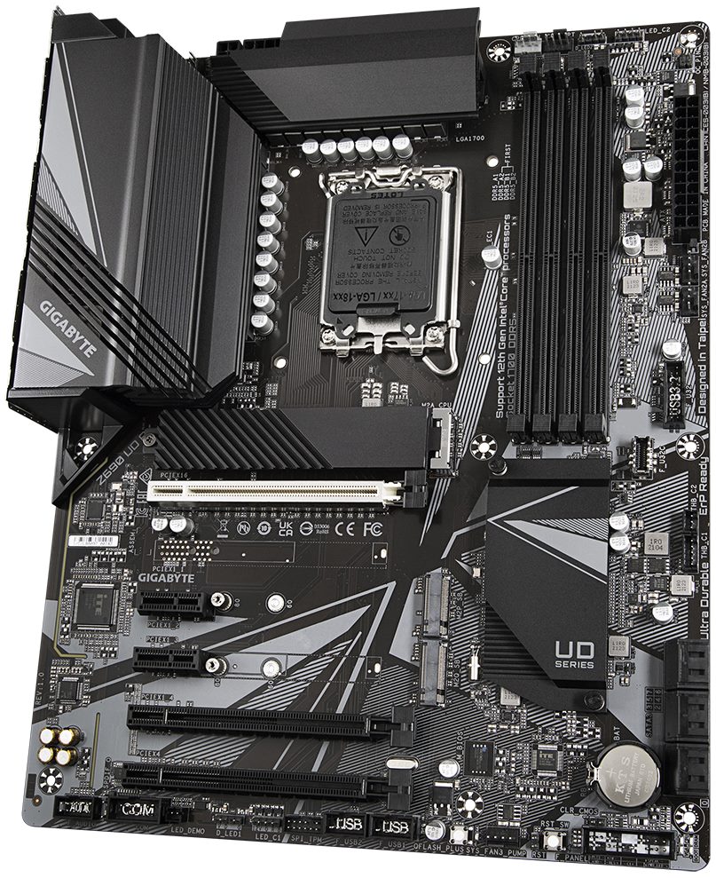 GIGABYTE Z690 UD AX / LGA1700 / Intel Z690 / 4x DDR5 / 3x M.2 / HDMI / DP / USB-C / WiFi / ATX